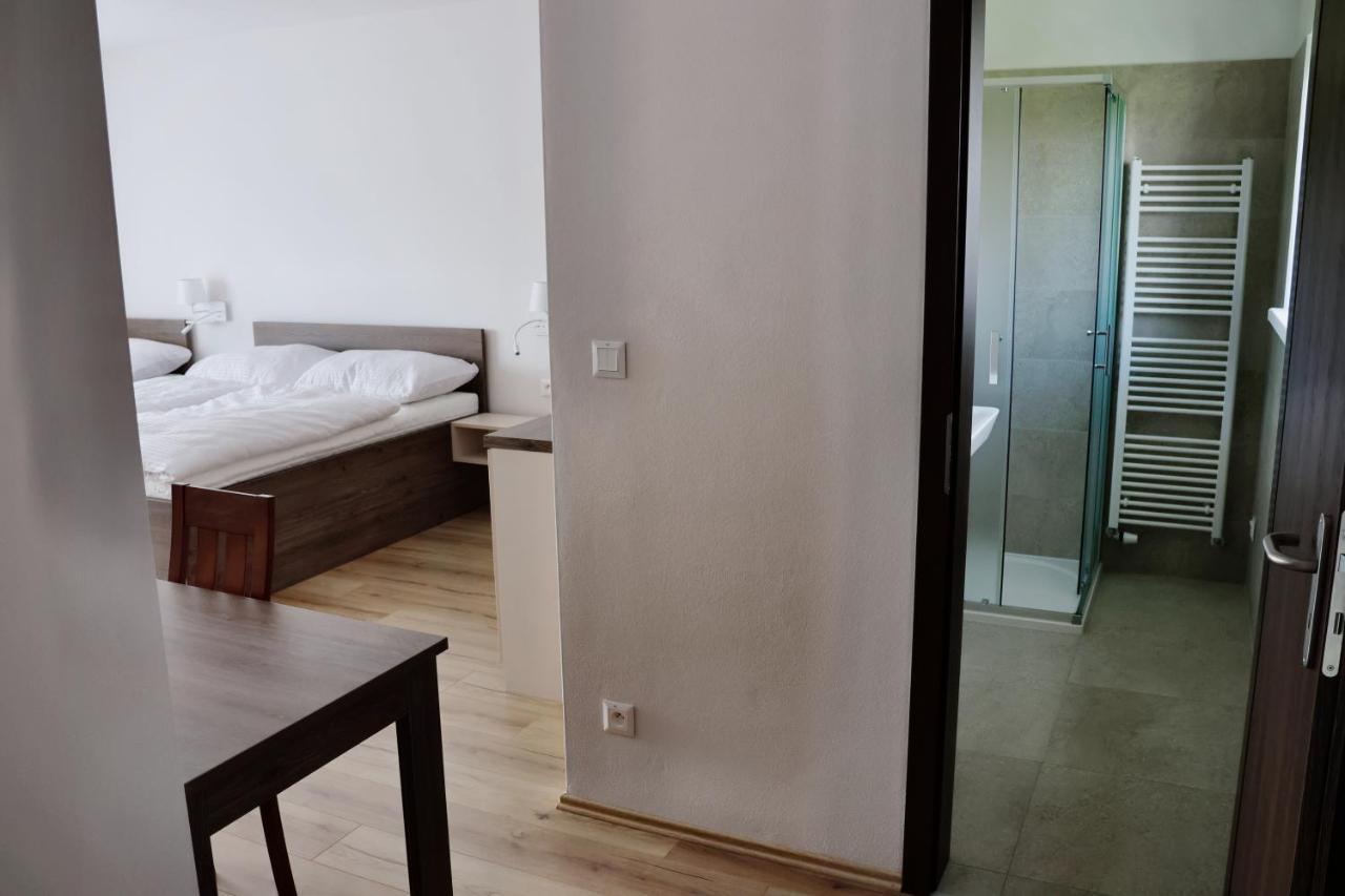 Zafir Hotel Dunajska Streda Luaran gambar